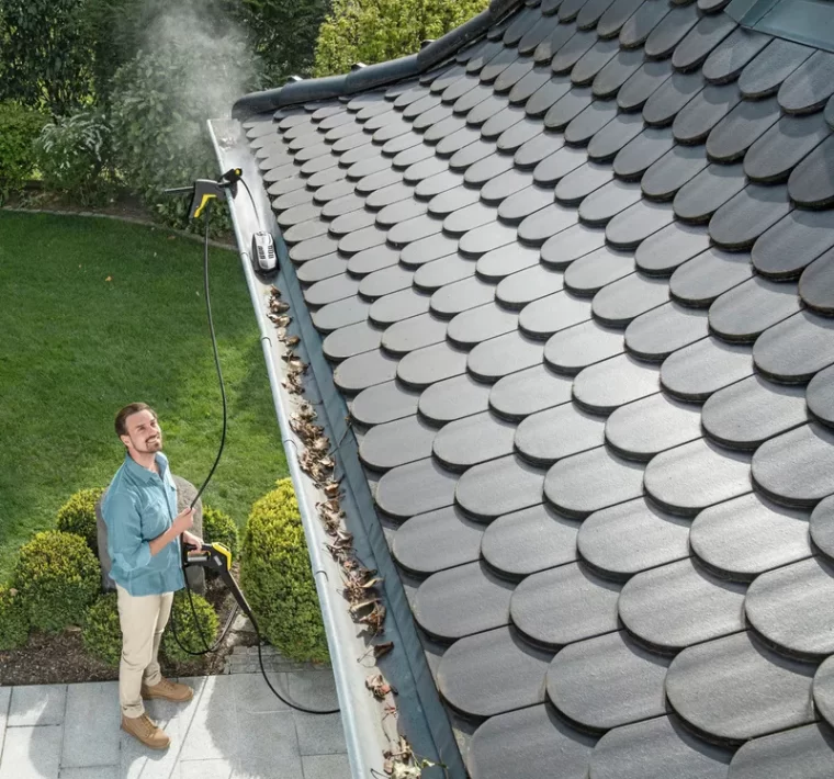 gutter-cleaning-760x710 gutter-cleaning-760x710